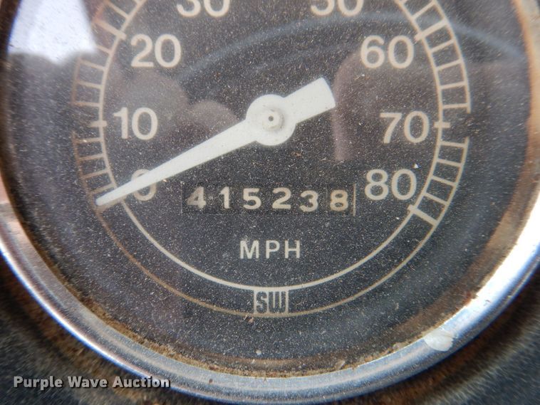 image for item DS8036 1978 Ford 9000  truck cab and chassis