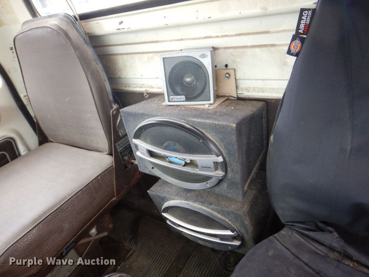 image for item DS8036 1978 Ford 9000  truck cab and chassis