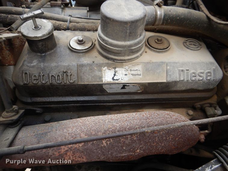 image for item DS8036 1978 Ford 9000  truck cab and chassis