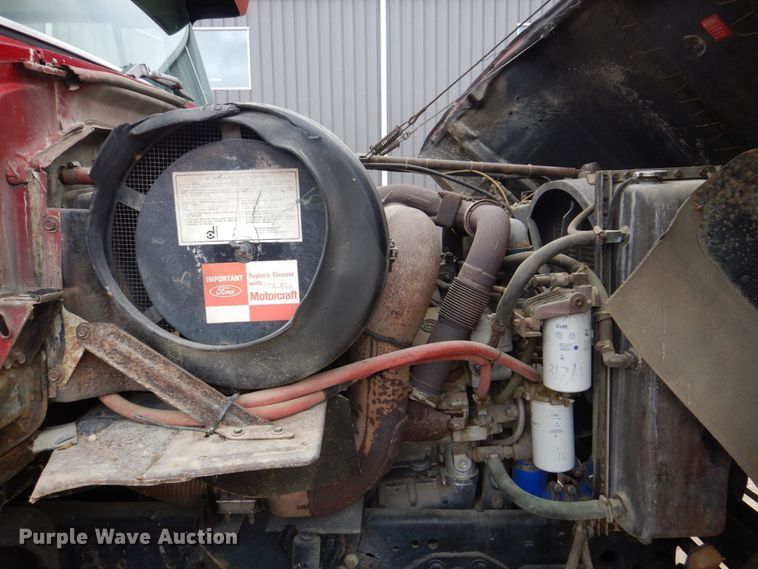 image for item DS8036 1978 Ford 9000  truck cab and chassis