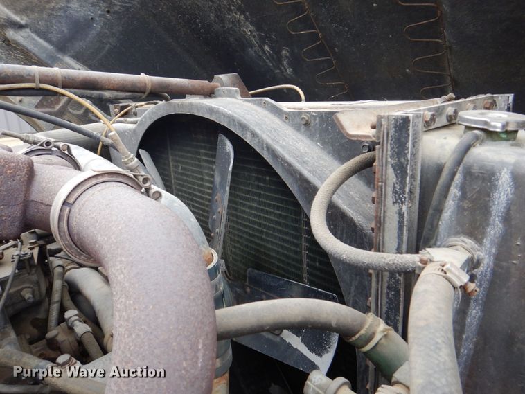 image for item DS8036 1978 Ford 9000  truck cab and chassis