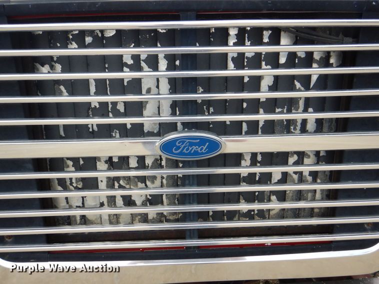 image for item DS8036 1978 Ford 9000  truck cab and chassis