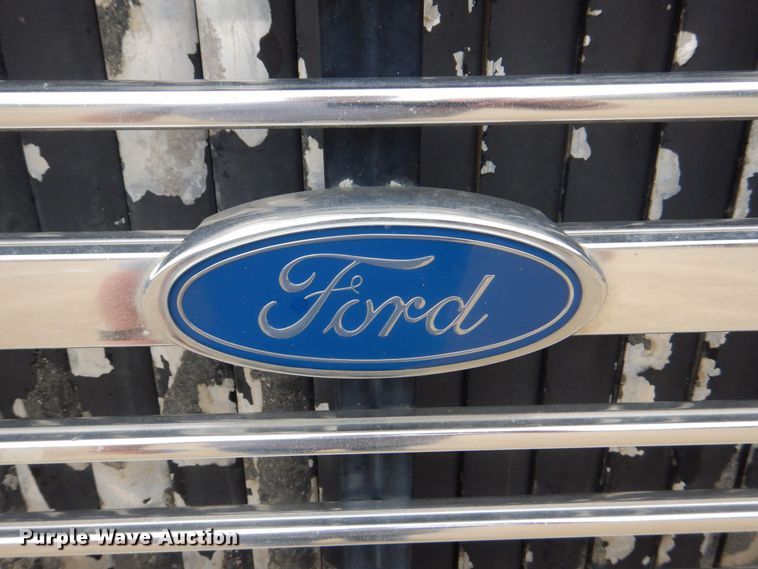 image for item DS8036 1978 Ford 9000  truck cab and chassis