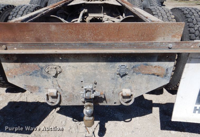 image for item DS8040 1999 Sterling LT9513  truck cab and chassis