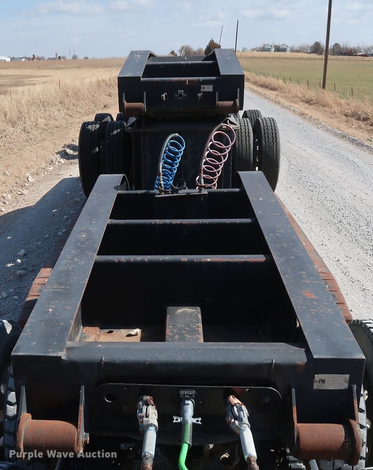 image for item IY9107 1998 Trail King TK130MDG-663  lowboy equipment trailer