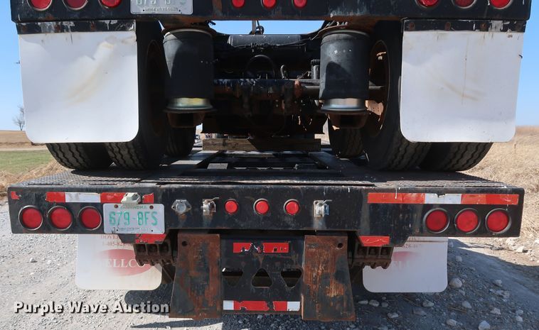 image for item IY9107 1998 Trail King TK130MDG-663  lowboy equipment trailer