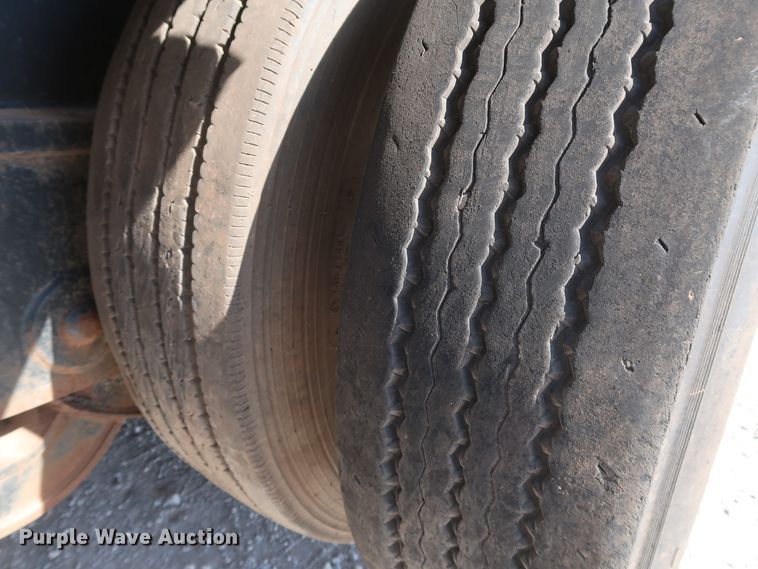 image for item IY9107 1998 Trail King TK130MDG-663  lowboy equipment trailer