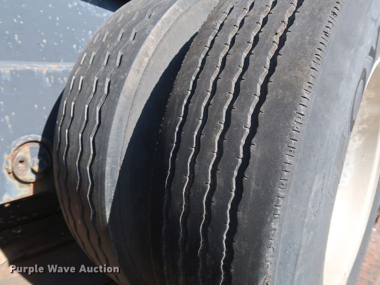 image for item IY9107 1998 Trail King TK130MDG-663  lowboy equipment trailer