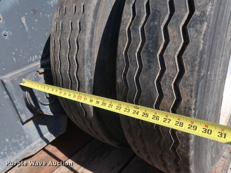 image for item IY9107 1998 Trail King TK130MDG-663  lowboy equipment trailer