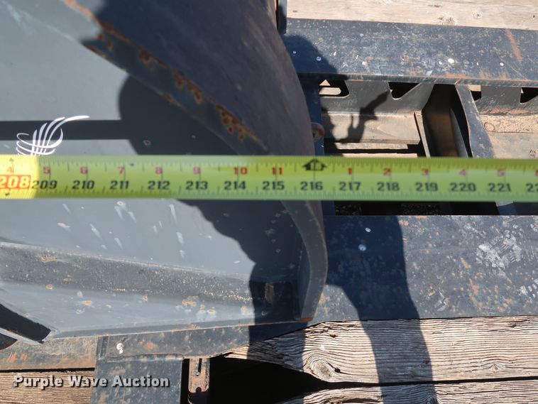 image for item IY9107 1998 Trail King TK130MDG-663  lowboy equipment trailer