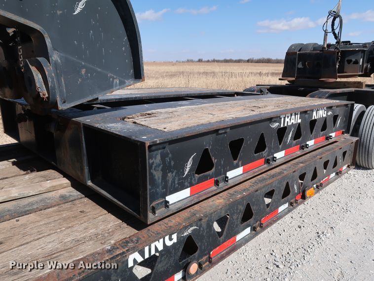 image for item IY9107 1998 Trail King TK130MDG-663  lowboy equipment trailer