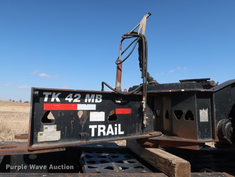 image for item IY9107 1998 Trail King TK130MDG-663  lowboy equipment trailer