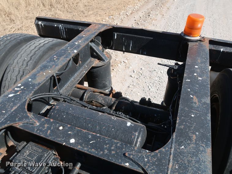 image for item IY9107 1998 Trail King TK130MDG-663  lowboy equipment trailer