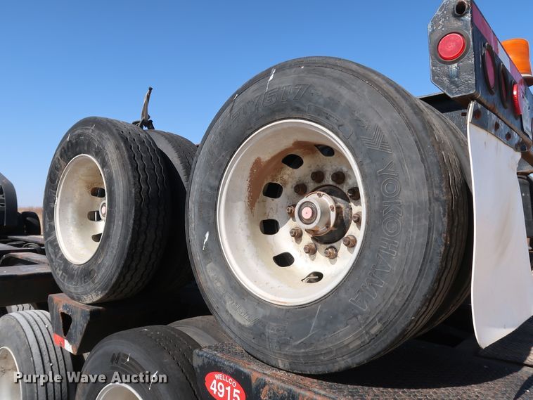 image for item IY9107 1998 Trail King TK130MDG-663  lowboy equipment trailer