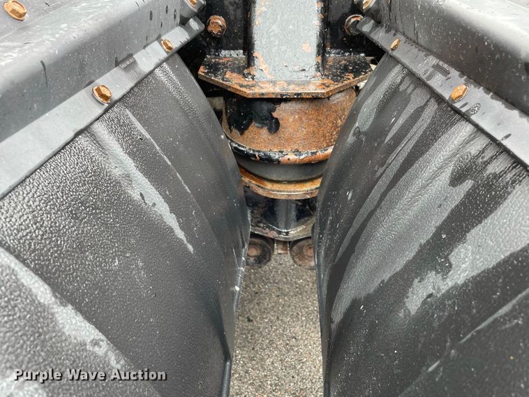 image for item JC9878 2006 Kenworth T800  semi truck