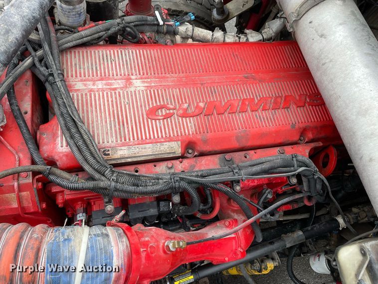 image for item JC9878 2006 Kenworth T800  semi truck