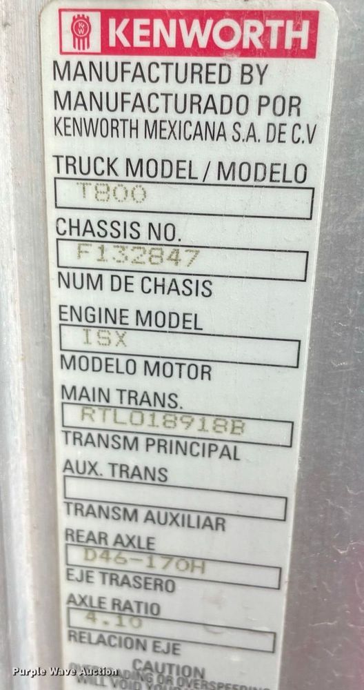 image for item JC9878 2006 Kenworth T800  semi truck