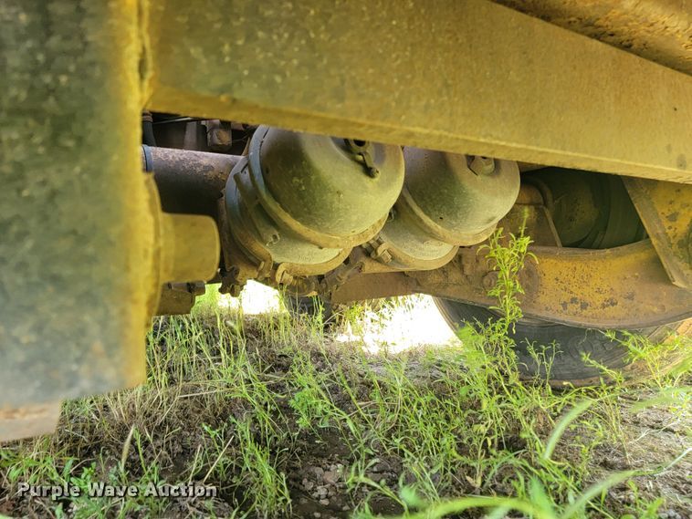 image for item JL9437 1997 Ledwell HT48X102  drop deck equipment trailer