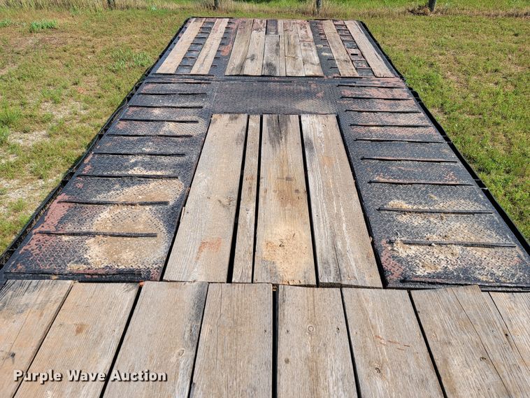 image for item JL9437 1997 Ledwell HT48X102  drop deck equipment trailer