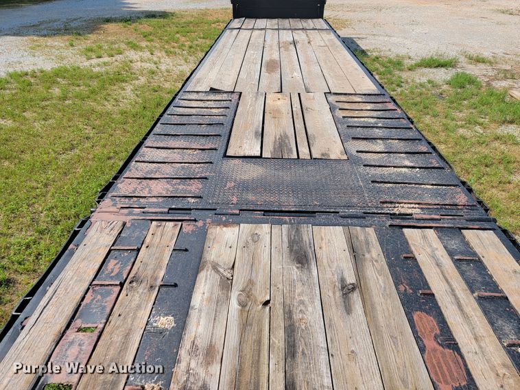 image for item JL9437 1997 Ledwell HT48X102  drop deck equipment trailer