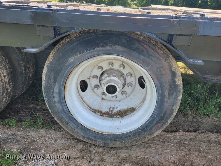 image for item JL9437 1997 Ledwell HT48X102  drop deck equipment trailer