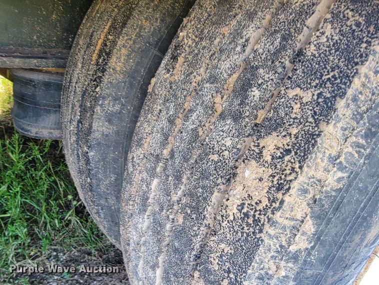 image for item JL9437 1997 Ledwell HT48X102  drop deck equipment trailer