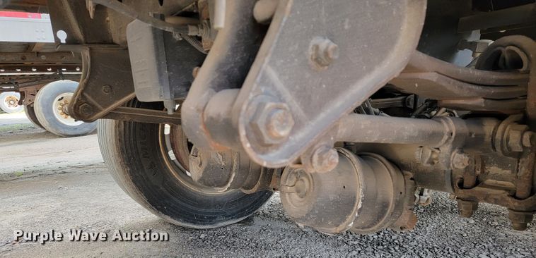 image for item JL9639 2017 Hyundai VC25300152-JSW  dry van trailer