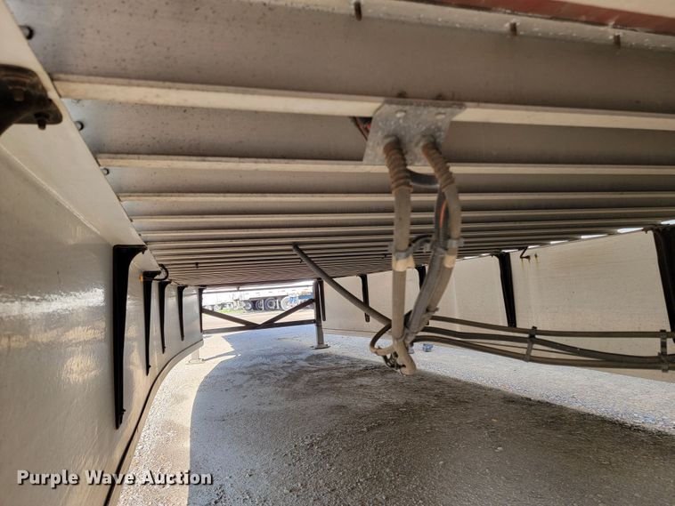 image for item JL9639 2017 Hyundai VC25300152-JSW  dry van trailer