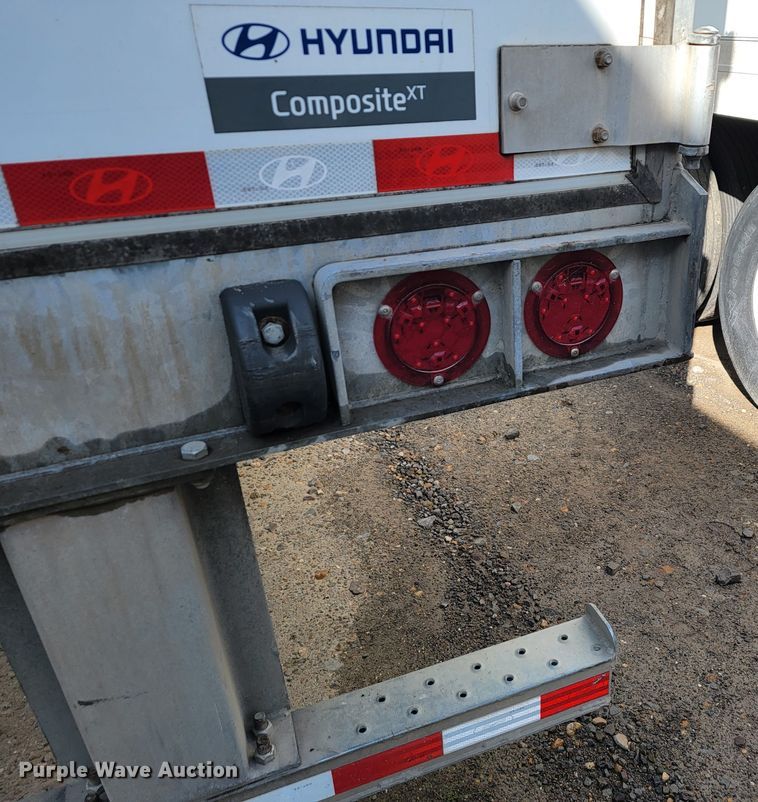 image for item JL9639 2017 Hyundai VC25300152-JSW  dry van trailer