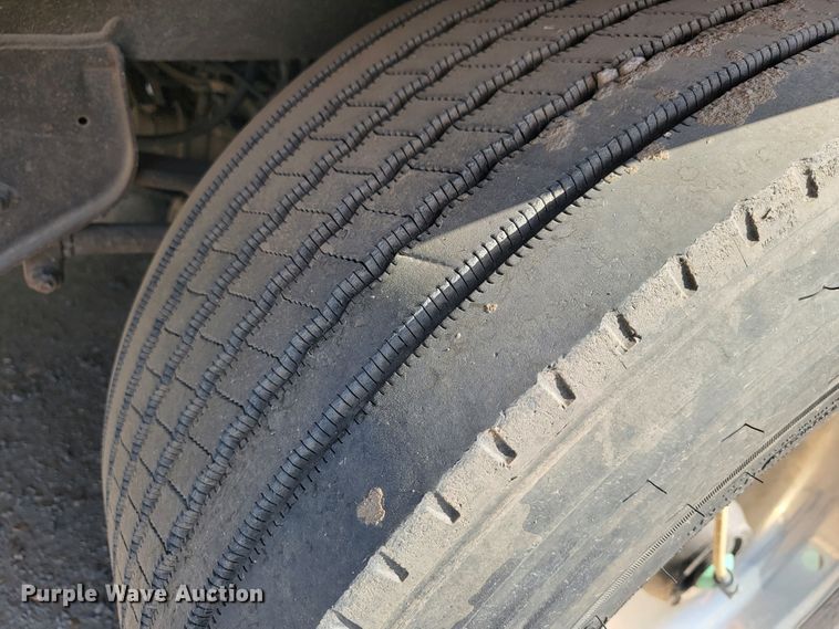 image for item JL9639 2017 Hyundai VC25300152-JSW  dry van trailer