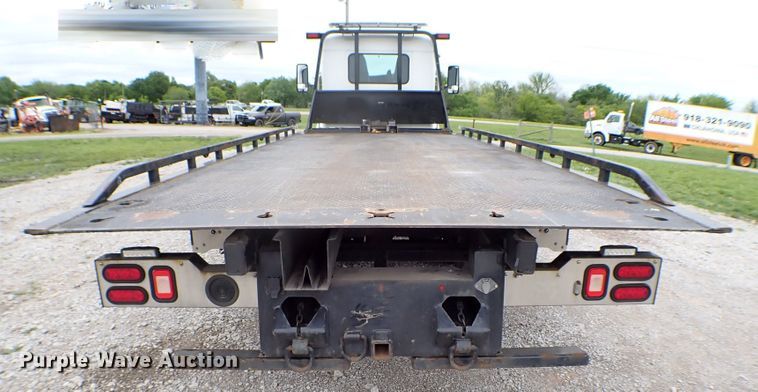 image for item JU9209 2018 Kenworth T370  rollback truck