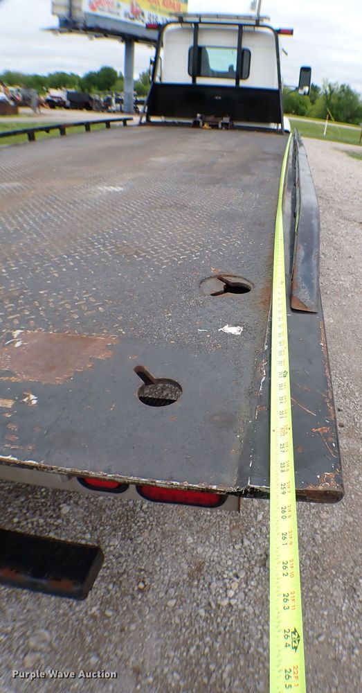 image for item JU9209 2018 Kenworth T370  rollback truck