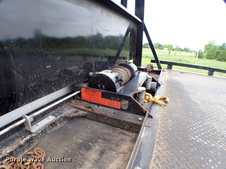 image for item JU9209 2018 Kenworth T370  rollback truck