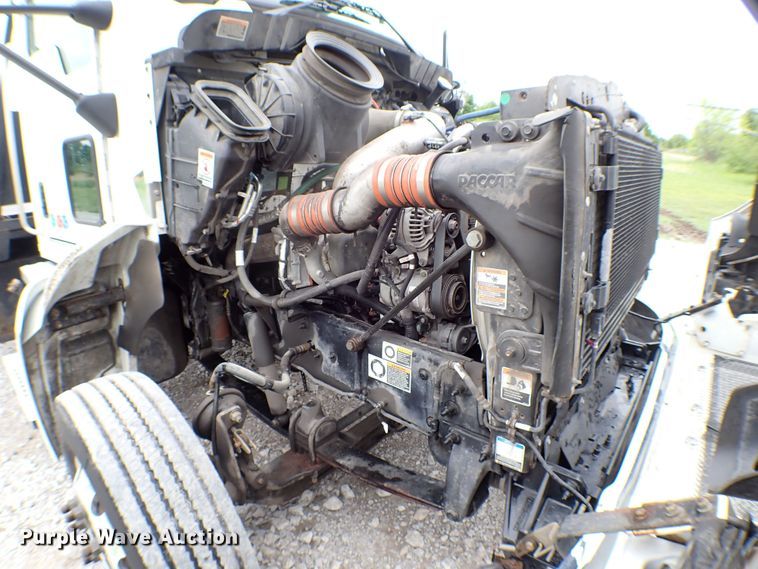 image for item JU9209 2018 Kenworth T370  rollback truck