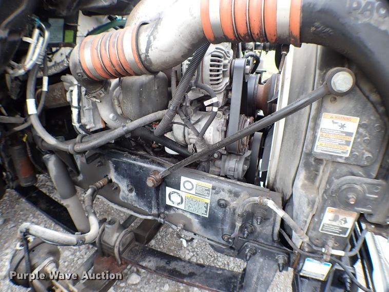 image for item JU9209 2018 Kenworth T370  rollback truck