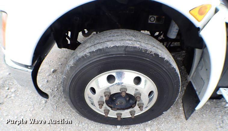 image for item JU9209 2018 Kenworth T370  rollback truck