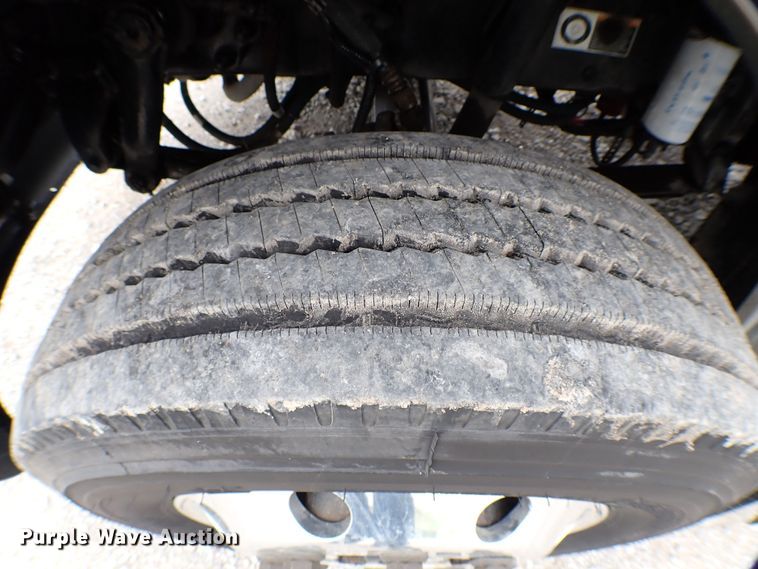 image for item JU9209 2018 Kenworth T370  rollback truck