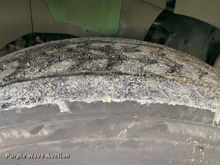 image for item JU9213 2007 Kenworth T300  truck cab and chassis