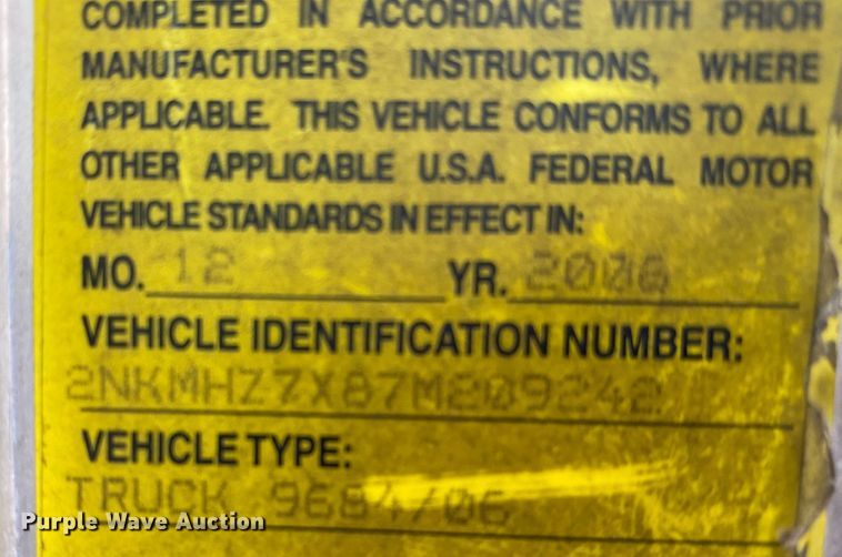 image for item JU9213 2007 Kenworth T300  truck cab and chassis