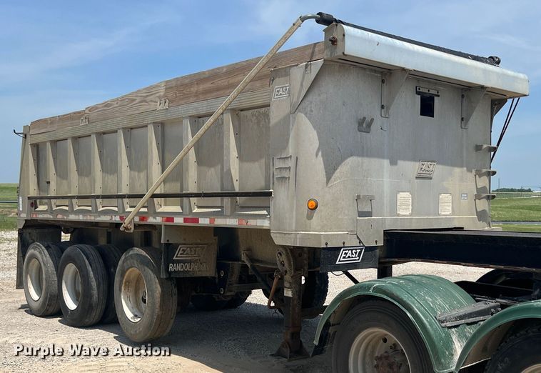 image for item KN9519 1999 East Manufacturing  end dump trailer