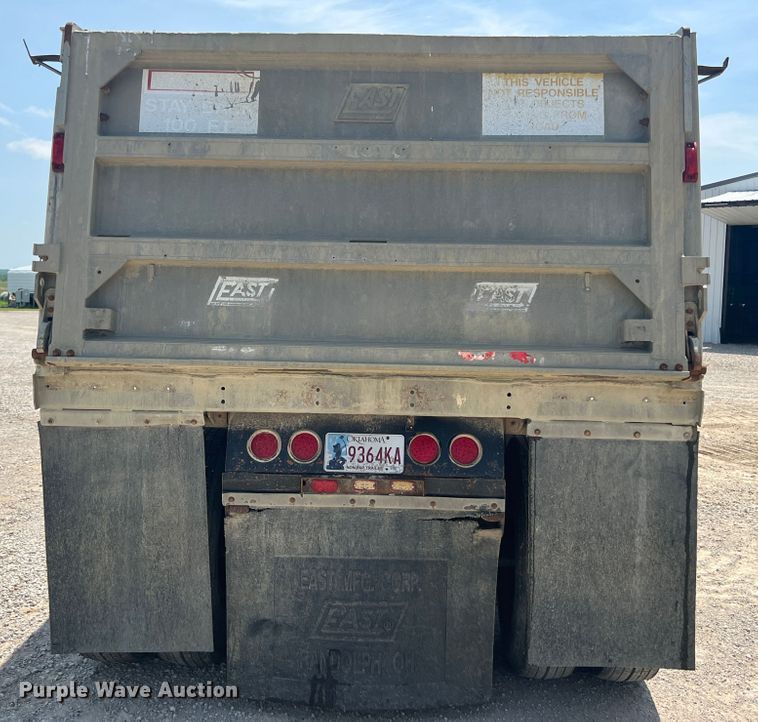 image for item KN9519 1999 East Manufacturing  end dump trailer