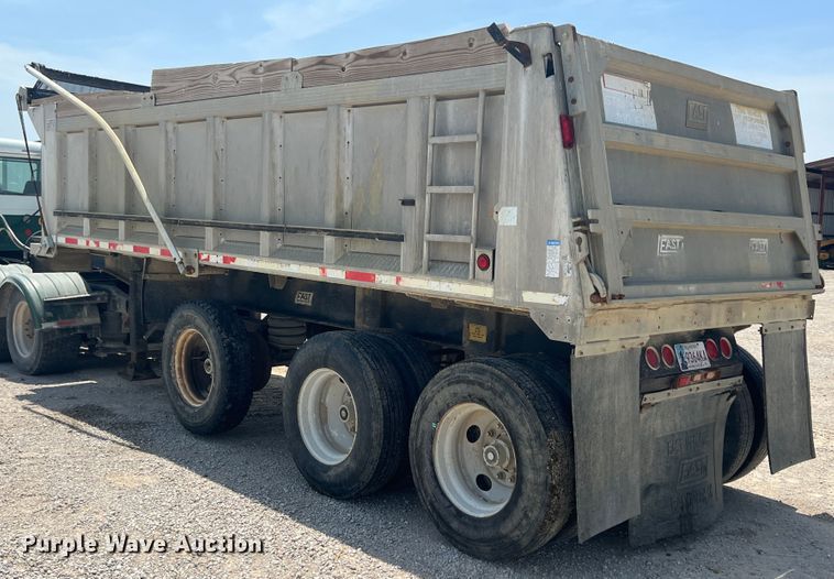 image for item KN9519 1999 East Manufacturing  end dump trailer