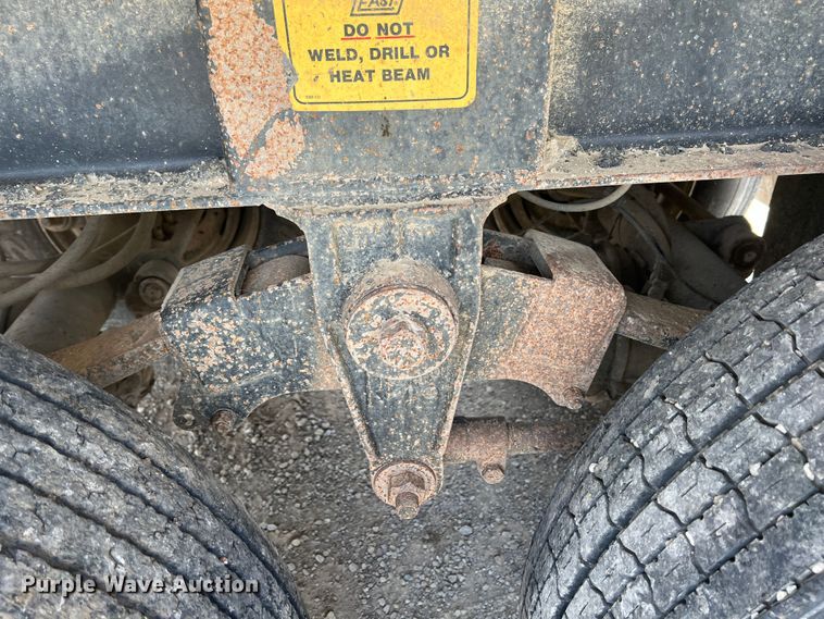 image for item KN9519 1999 East Manufacturing  end dump trailer