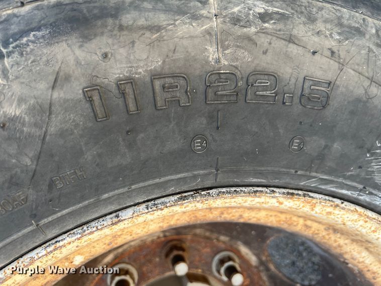 image for item KN9519 1999 East Manufacturing  end dump trailer