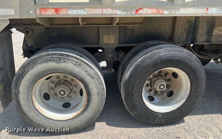 image for item KN9519 1999 East Manufacturing  end dump trailer