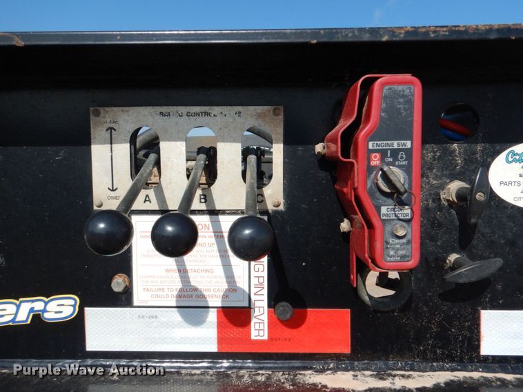 image for item KP9070 2018 Eager Beaver 50GSL/3  lowboy equipment trailer