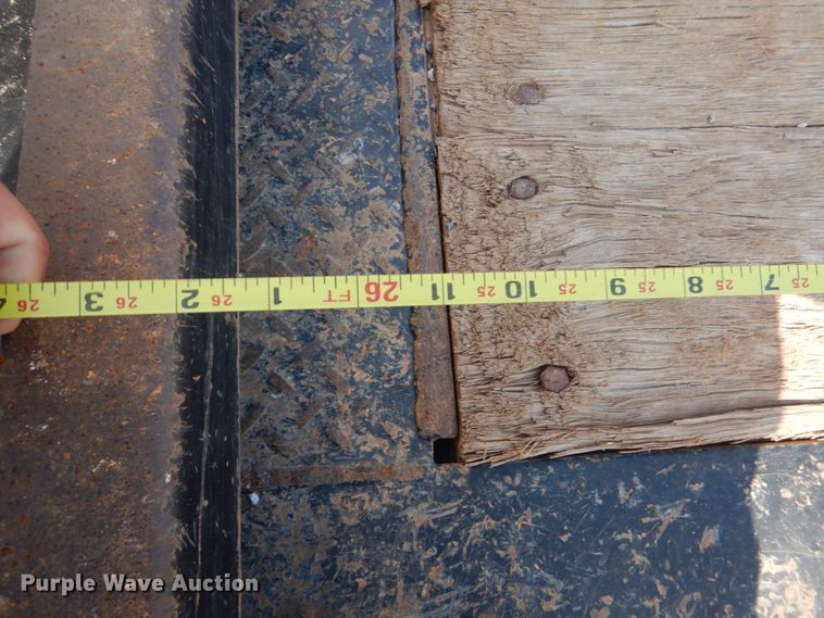 image for item KP9070 2018 Eager Beaver 50GSL/3  lowboy equipment trailer