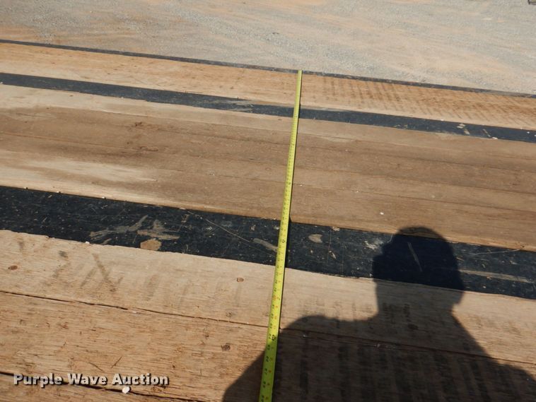 image for item KP9070 2018 Eager Beaver 50GSL/3  lowboy equipment trailer