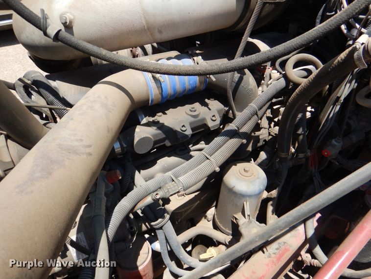 image for item KP9077 2007 Mack CT713  semi truck