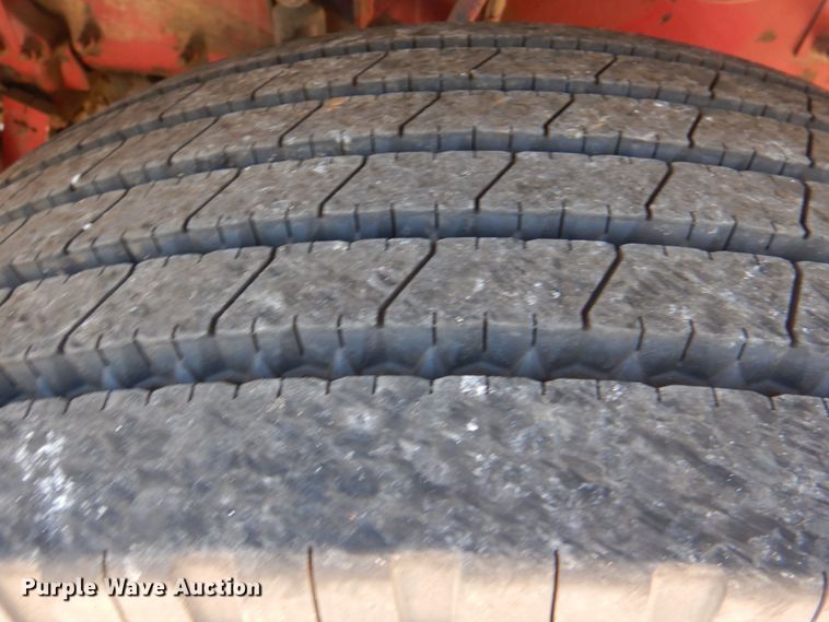 image for item KP9077 2007 Mack CT713  semi truck